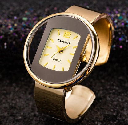 Elegant Ladies Timepieces Modern Designer Bracelet Watch Gold Silver Face Feminine Quartz Fashion Trendy Accessory