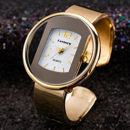 Elegant Ladies Timepieces Modern Designer Bracelet Watch Gold Silver Face Feminine Quartz Fashion Trendy Accessory