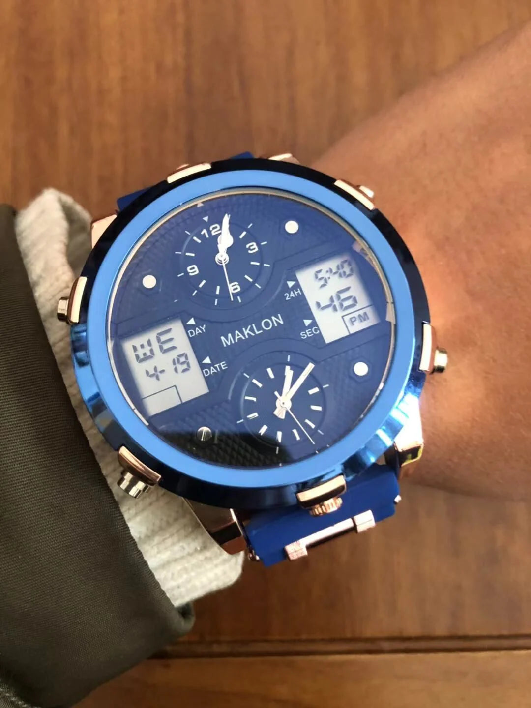 Commanding Tactical Chronograph Dual Engine Dual Dial Illuminated Field Watch Multi-Purpose Timepiece Water-Resistant MAKLON