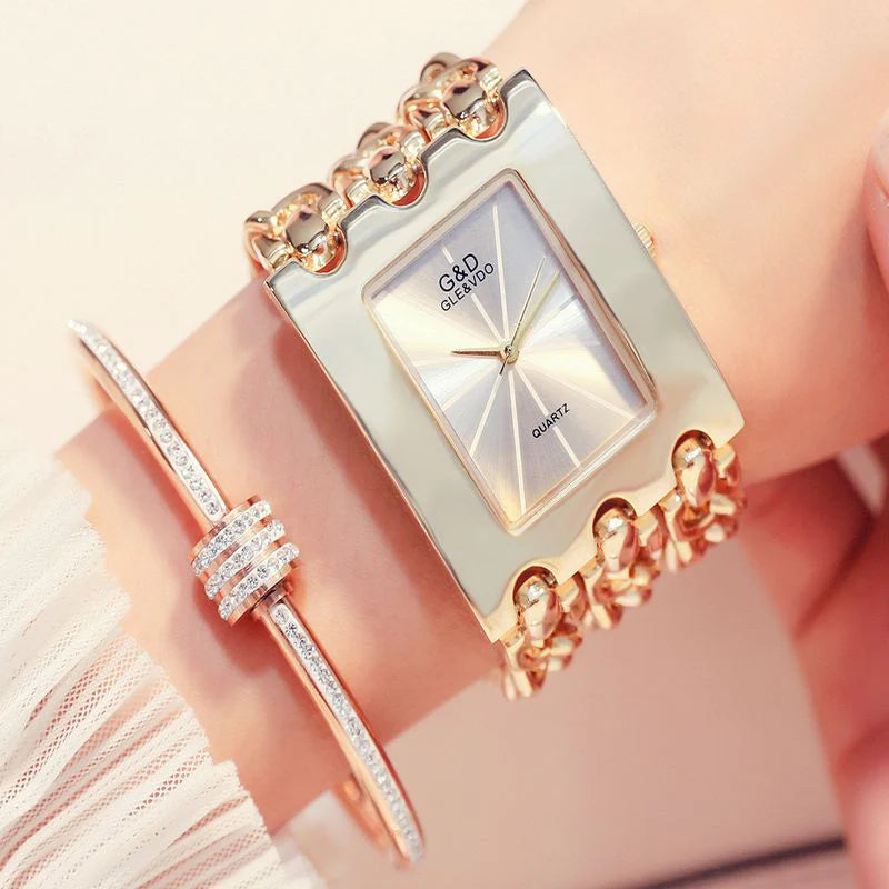 Elegant Designer Metal Band Classic Ladies Timepiece Fashionable Women'S Watch Stylish Bracelet Watch
