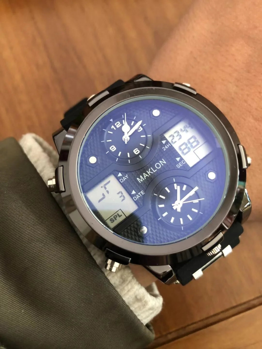 Commanding Tactical Chronograph Dual Engine Dual Dial Illuminated Field Watch Multi-Purpose Timepiece Water-Resistant MAKLON